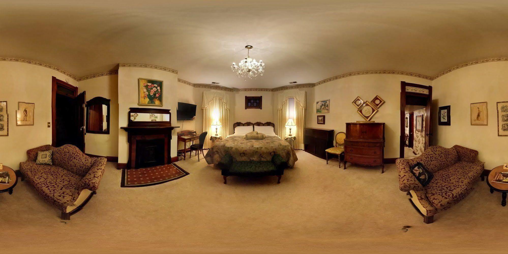 Herrold On Hill Bed And Breakfast Wabash Exterior photo