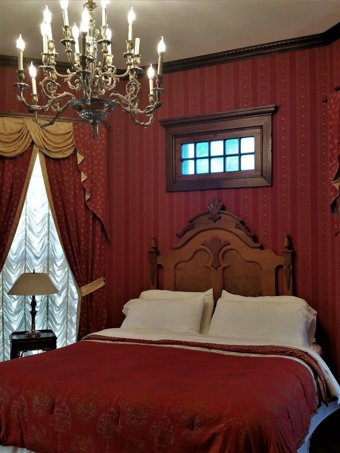 Herrold On Hill Bed And Breakfast Wabash Exterior photo